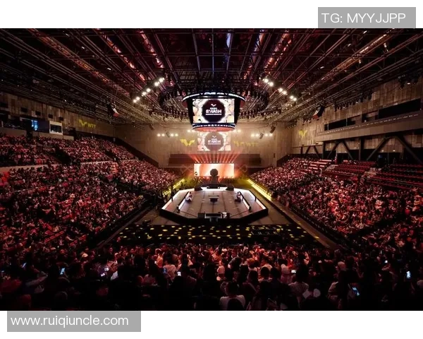 电竞盛世：探索电竞产业发展新机遇与挑战，未来赛事与电竞文化的融合趋势